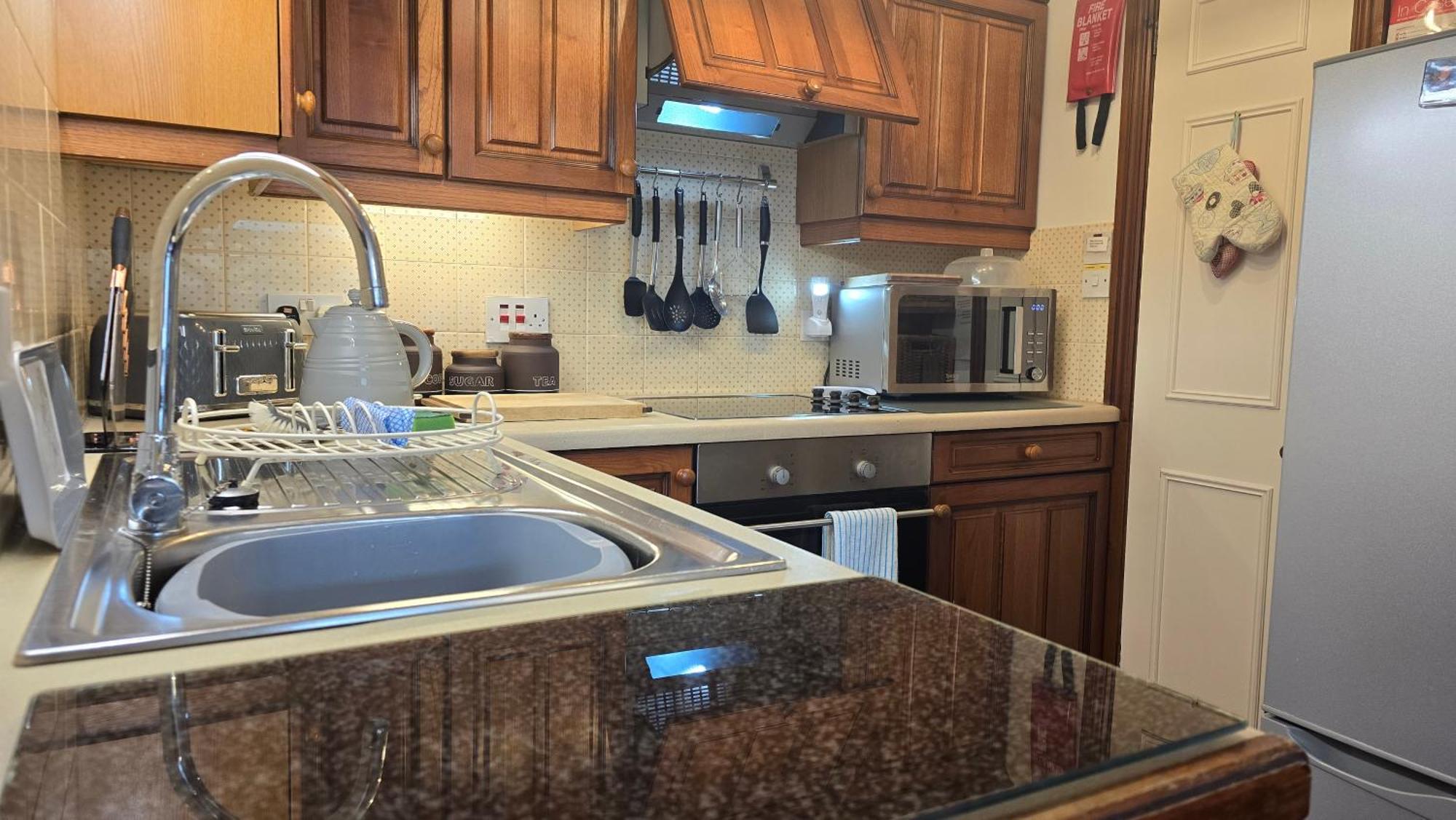 Lyndale Self-Catering Apartment Sleeps 4 Windermere Ngoại thất bức ảnh